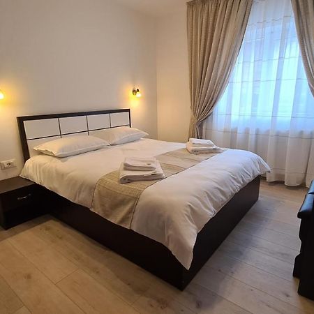 Pensiunea Madalina Durau Buitenkant foto