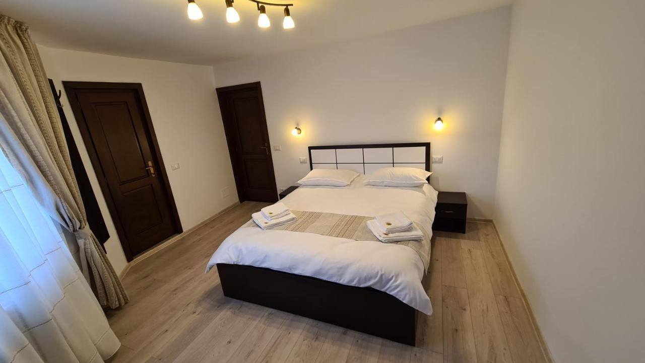 Pensiunea Madalina Durau Buitenkant foto